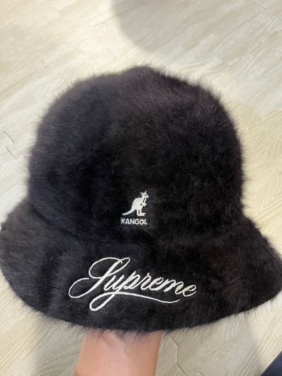 Supreme / Kangol Furgora Casual "Black"