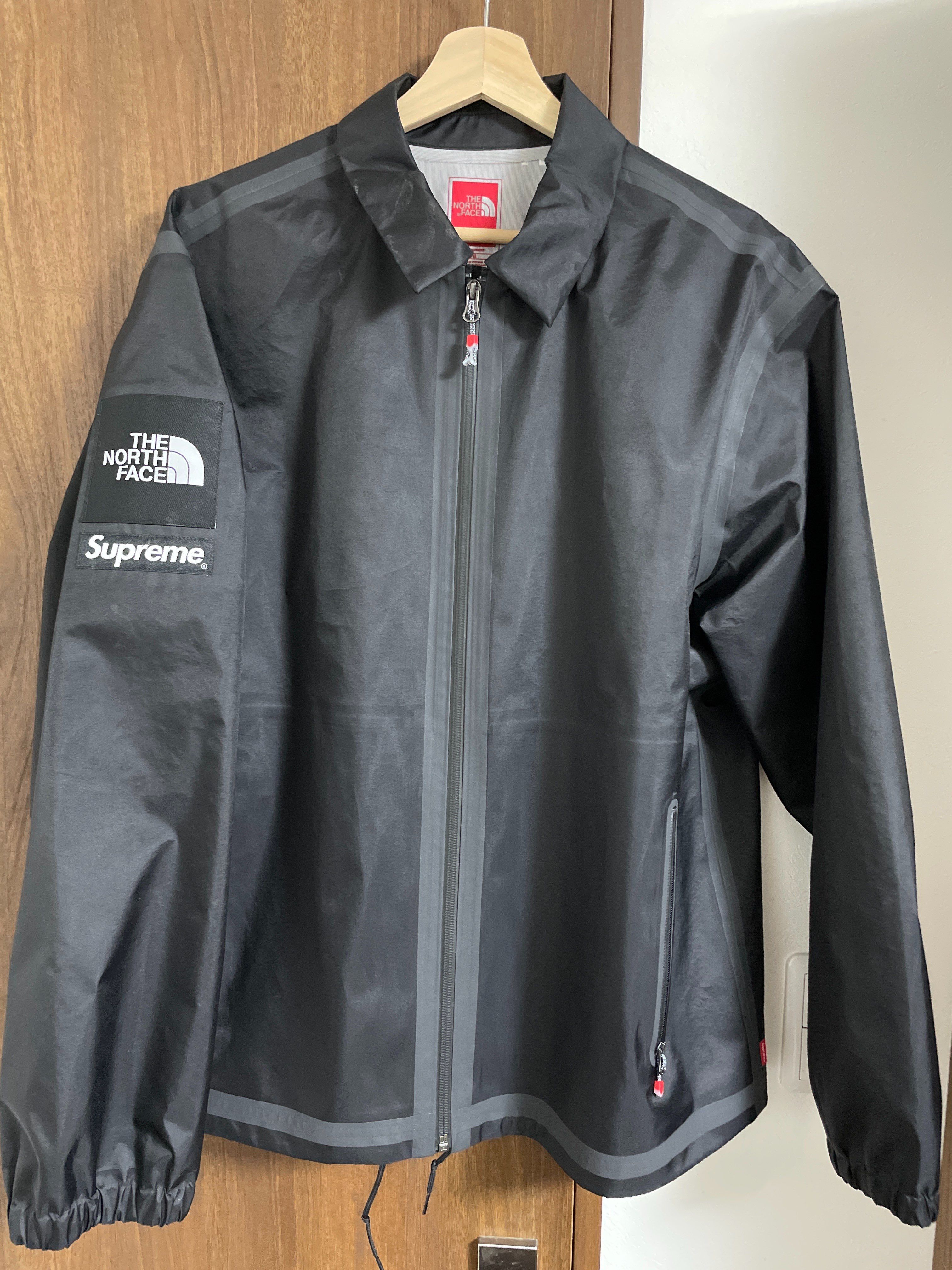 Supreme x The North Face Summit Series Outer Tape Seam Coaches Jacket "Black"