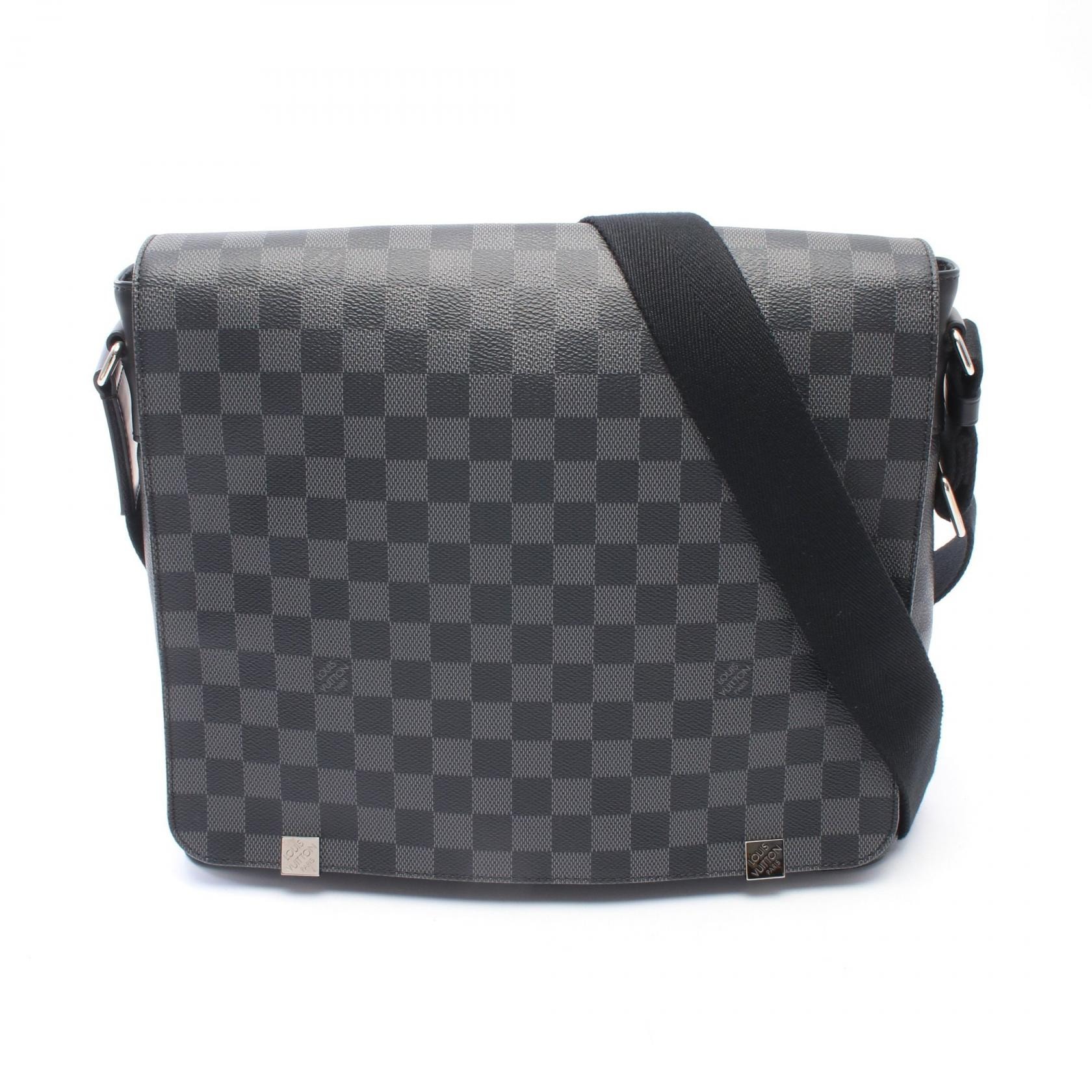 ルイ・ヴィトン LOUIS VUITTON ディストリクト MM NM ダミエグラフィット ショルダーバッグ バッグ PVCコーティングキャンバス レザー メンズ ブラック系 N41029 【中古】