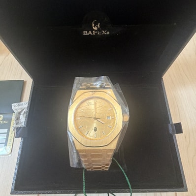 A BATHING APE Type 9 Bapex #1 "Gold"