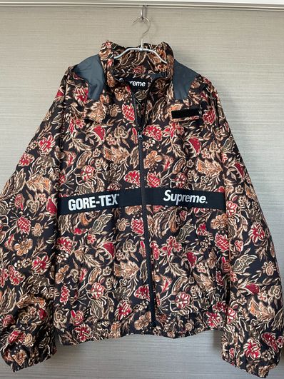 Supreme GORE-TEX Court Jacket "Flower"