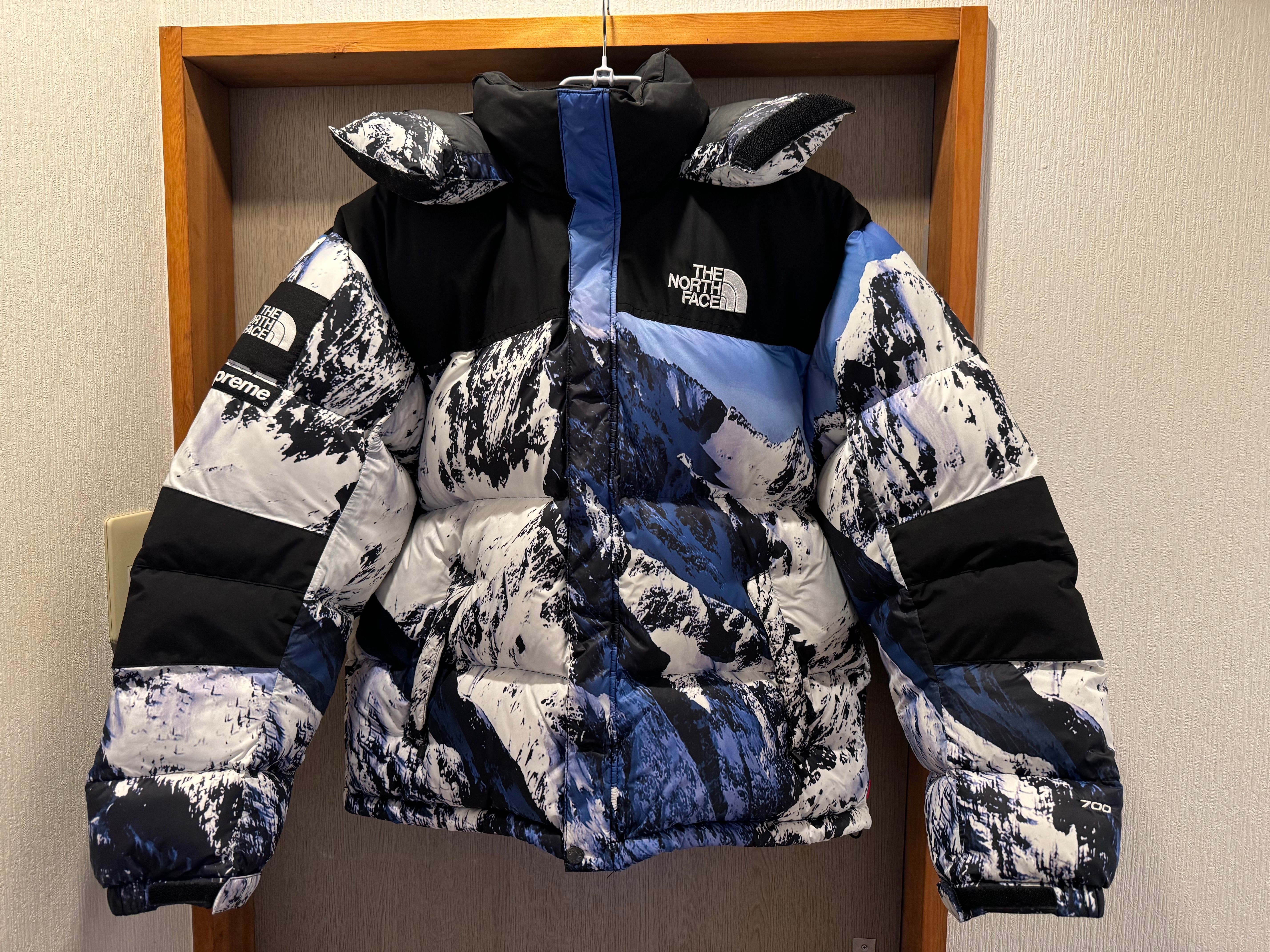 Supreme x The North Face Mountain Baltoro Jacket "Blue"
