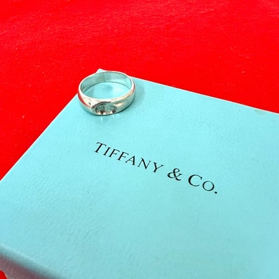 TIFFANY&Co. ティファニー カーブドハート リング シルバー925 リング・指輪 14号 シルバー
64012