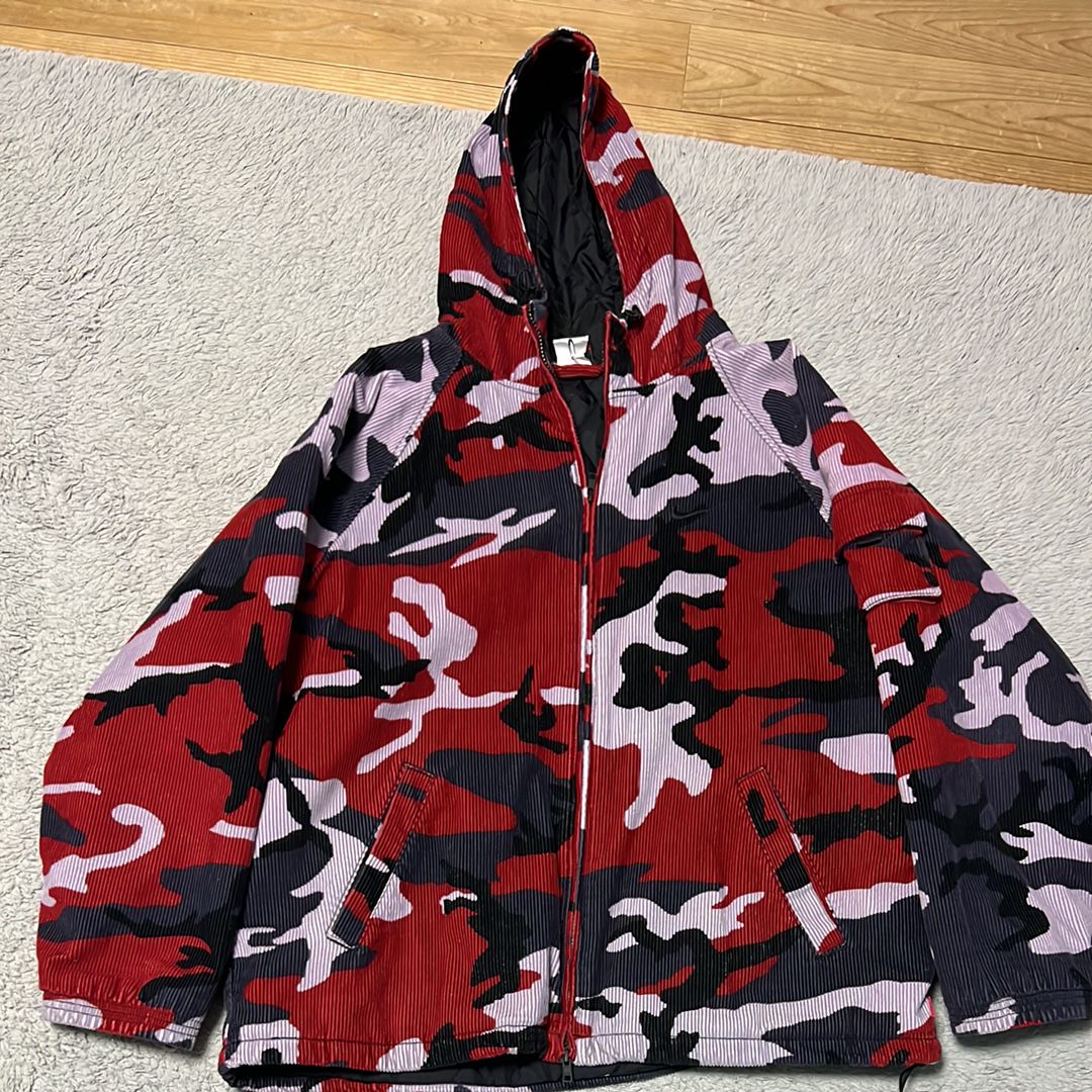 Supreme / Nike Arc Corduroy Hooded Jacket "Red Camo"