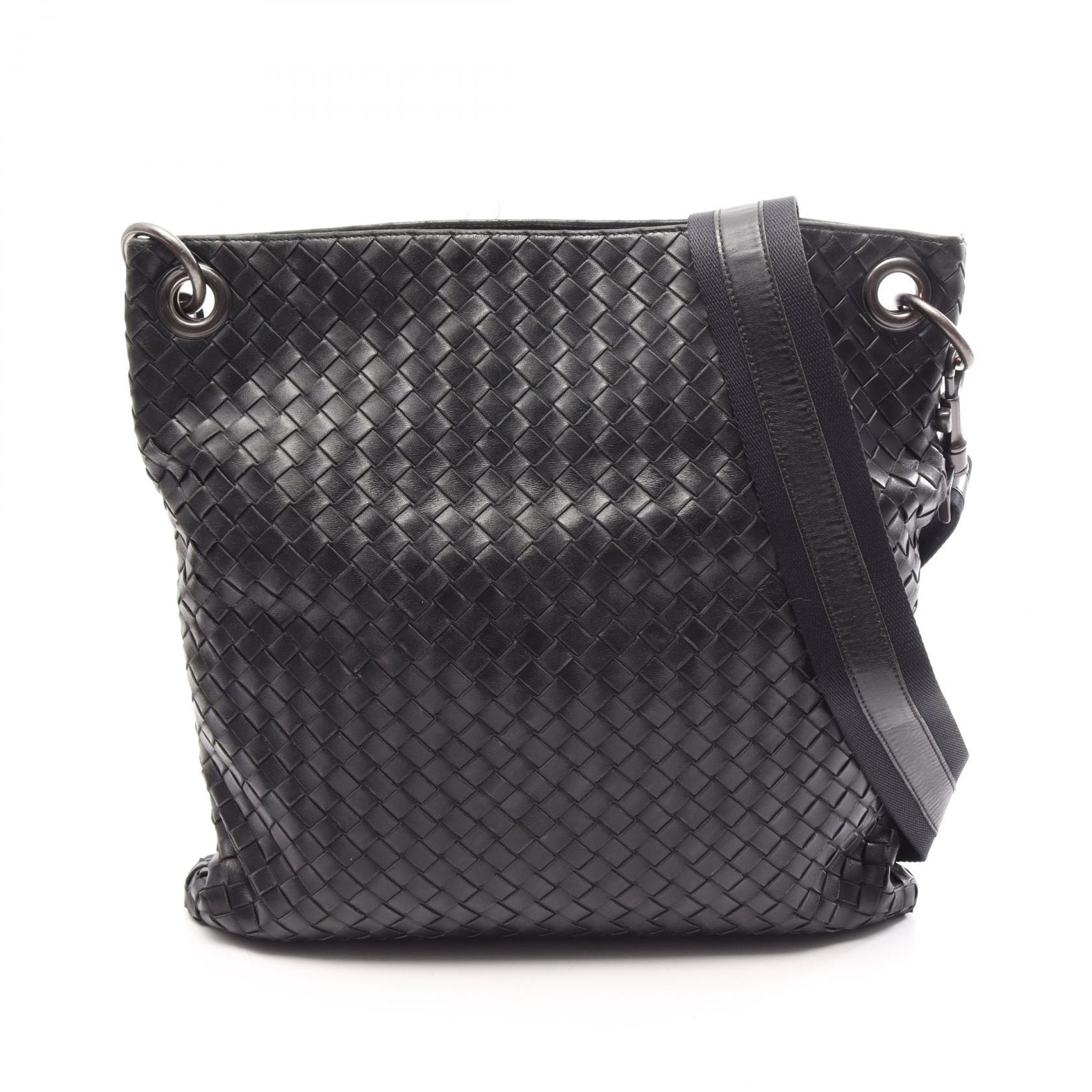 ボッテガヴェネタ BOTTEGA VENETA イントレチャート ショルダーバッグ バッグ レザー メンズ ブラック系 【中古】