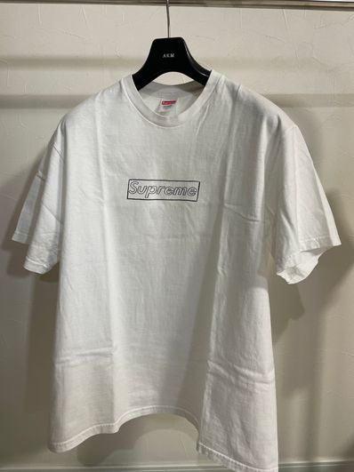 Supreme KAWS Chalk Logo Tee "White"