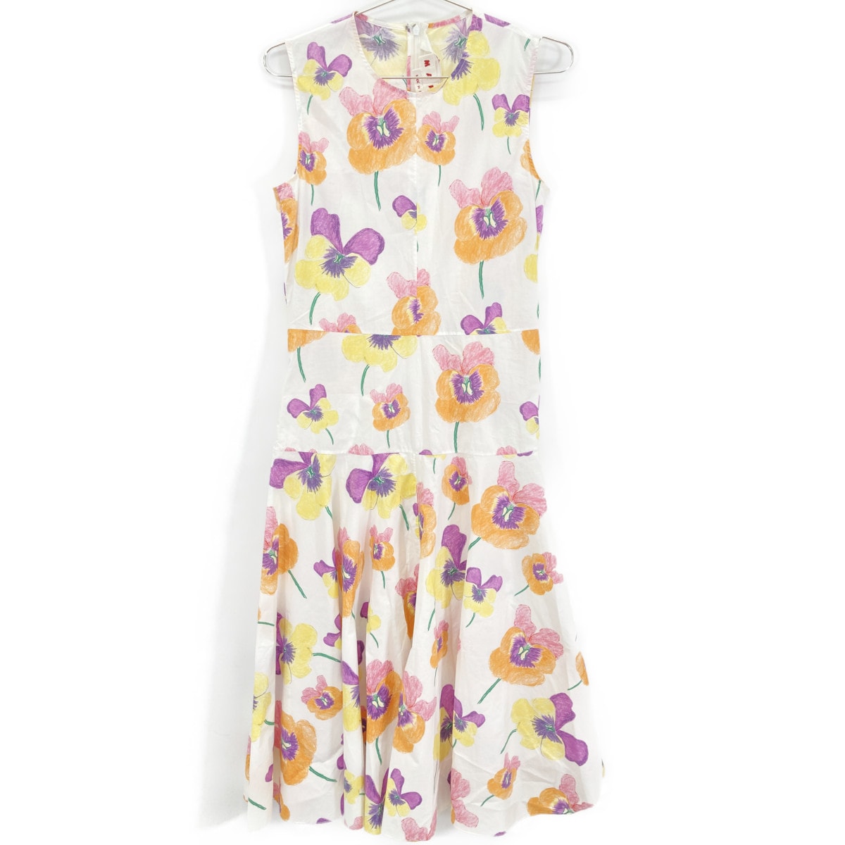 マルニ ﾎﾜｲﾄ 花柄 ﾉｰｽﾘｰﾌﾞﾜﾝﾋﾟｰｽ 38