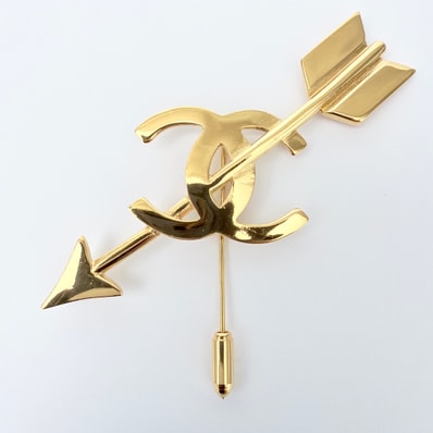 【未使用に近い】CHANEL Pre-Owned シャネル プレオウンド ココマーク アロー ピンブローチ レディース ヴィンテージ アクセサリー ゴールド 極美品