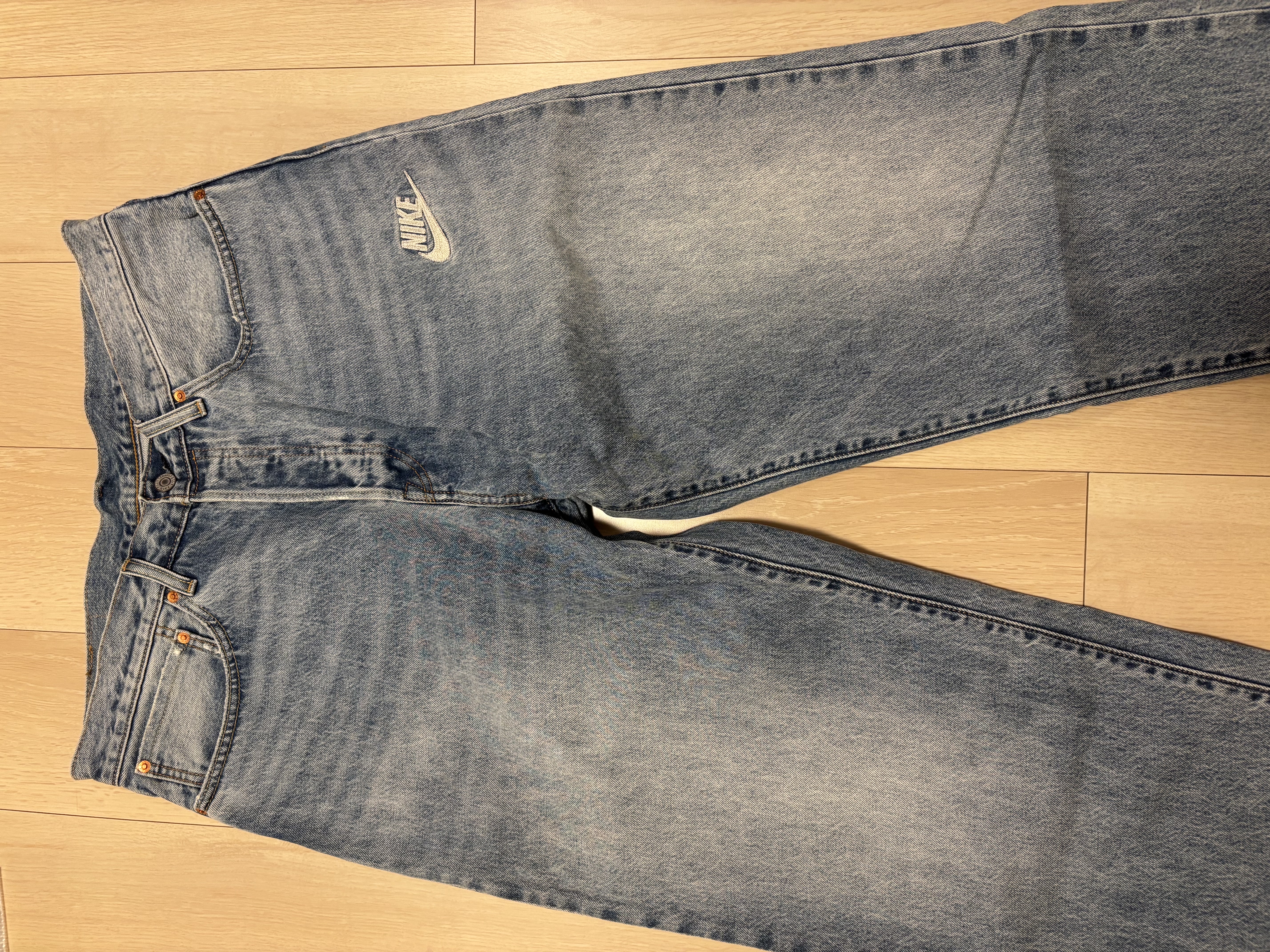 LEVI'S x Nike Baggy Jean "Light Indigo"