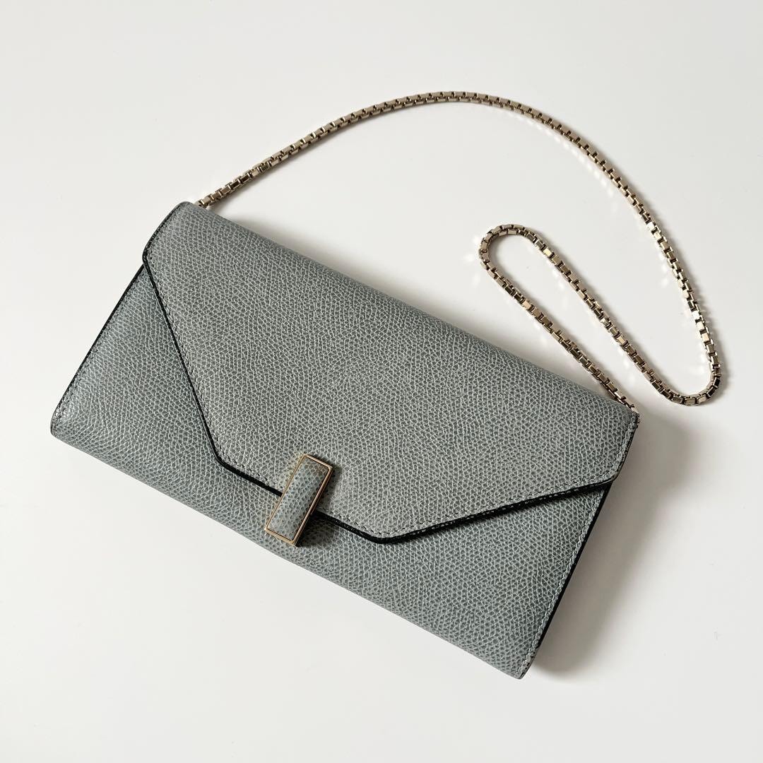 ヴァレクストラ ショルダーバッグ レディース