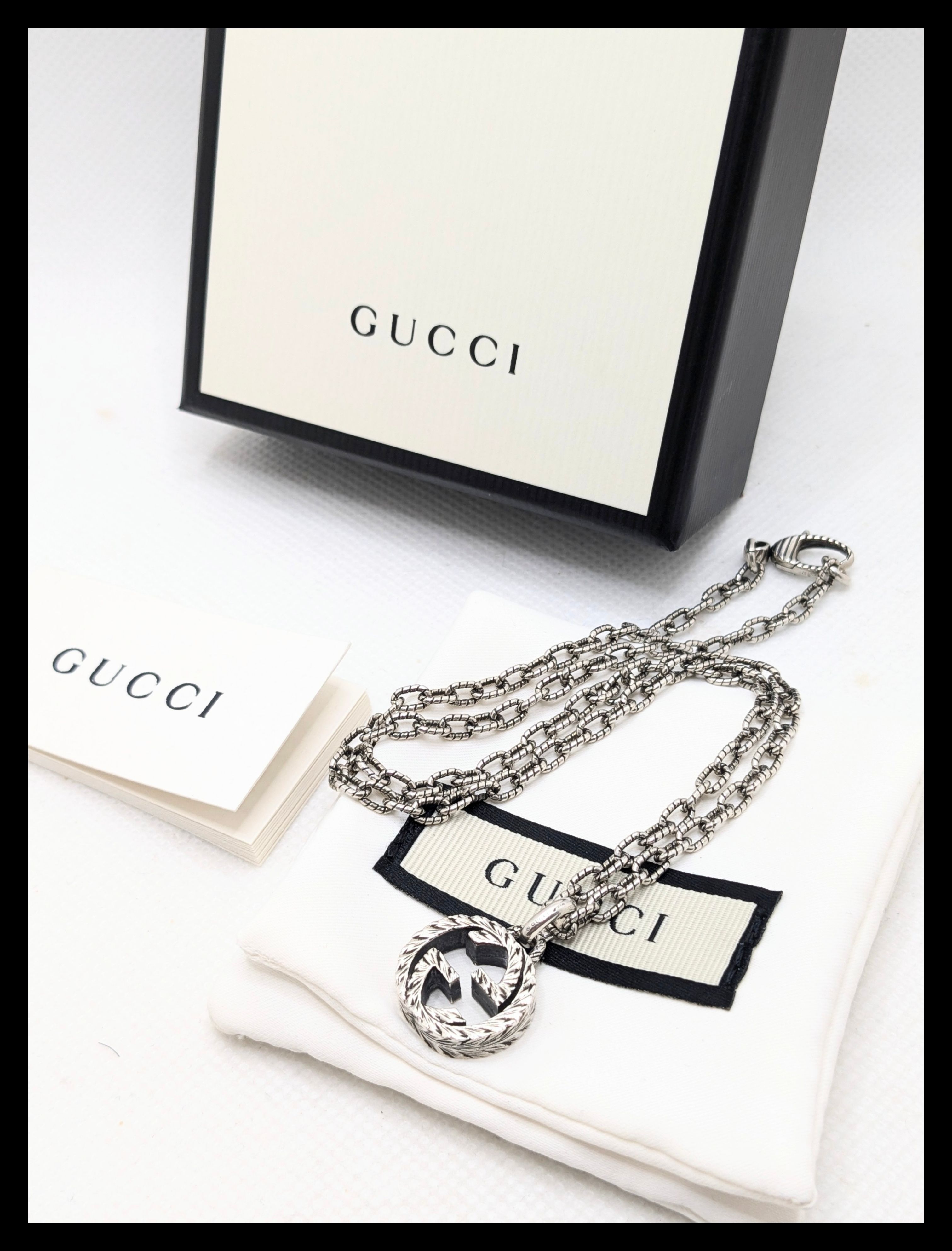 GUCCI Interlocking G Pendant Necklace