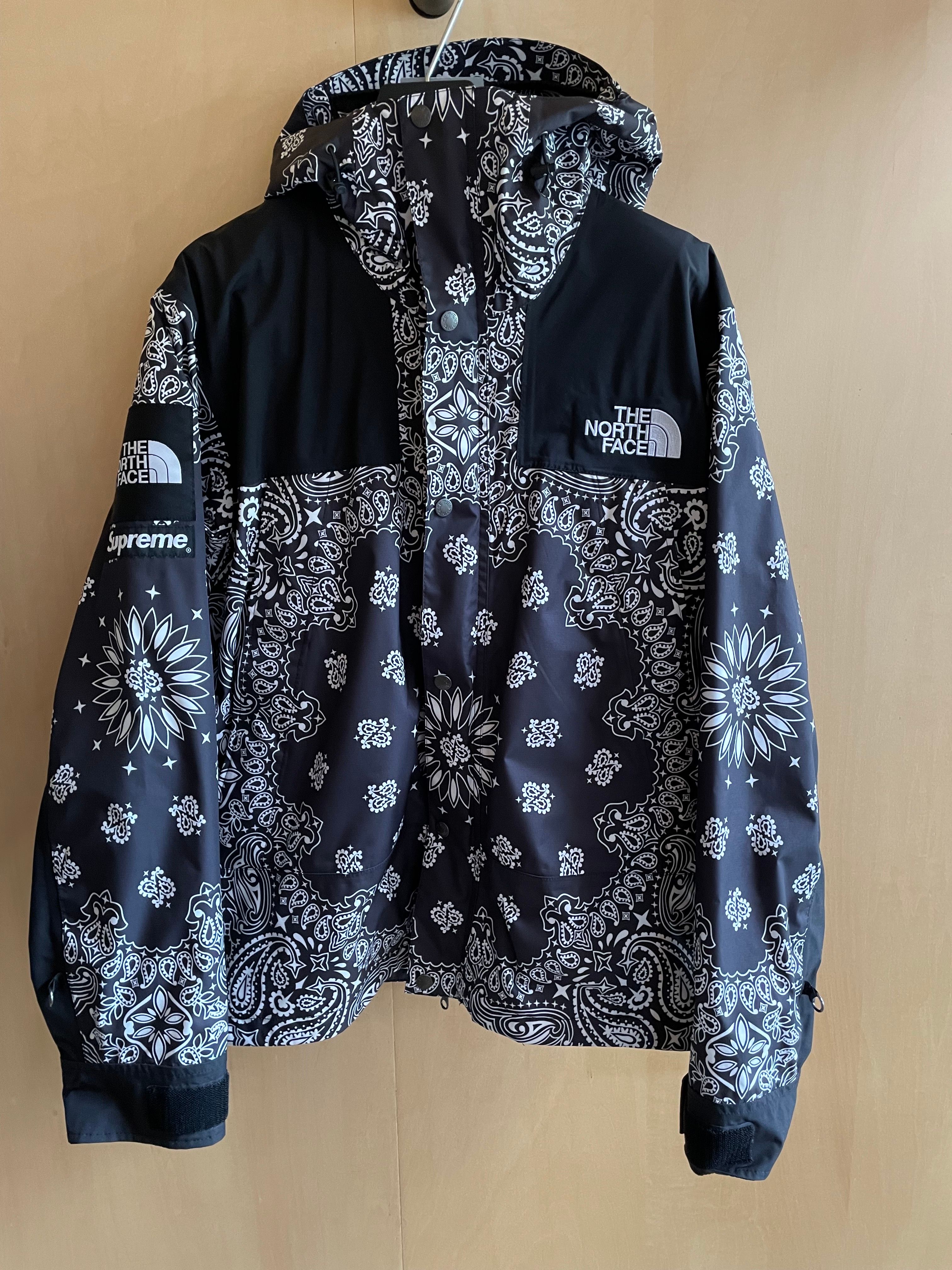 Supreme The North Face Bandana Mountain Parka "Black"