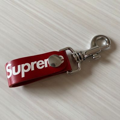 Supreme Leather Key Loop "Red"
