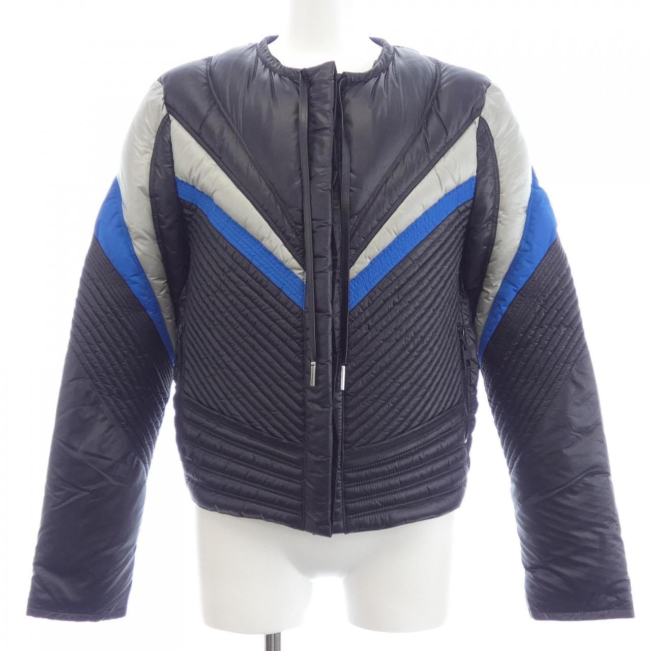 ルイヴィトン LOUIS VUITTON FEJA77ASQ ダウンジャケット