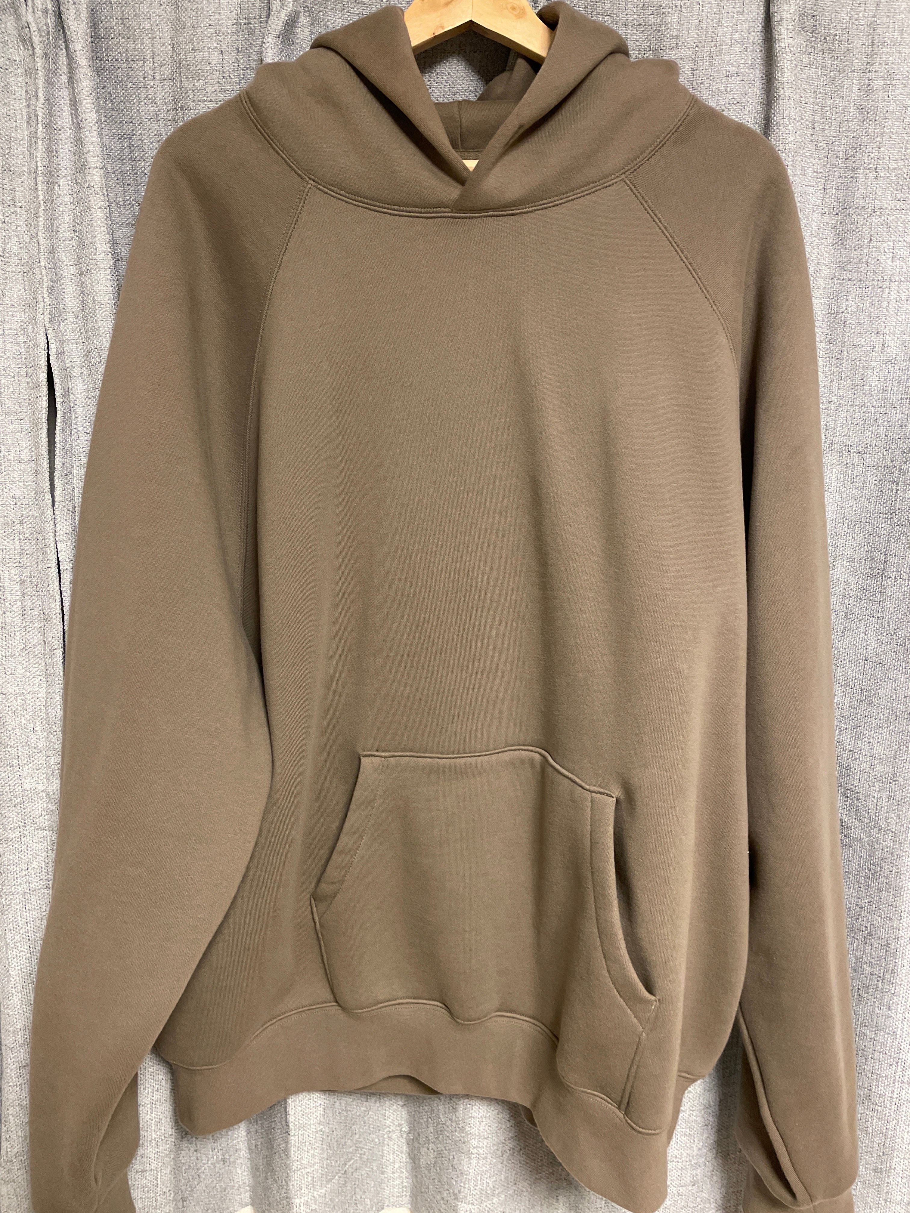 FEAR OF GOD ESSENTIALS Pull-Over Hoodie "Taupe"