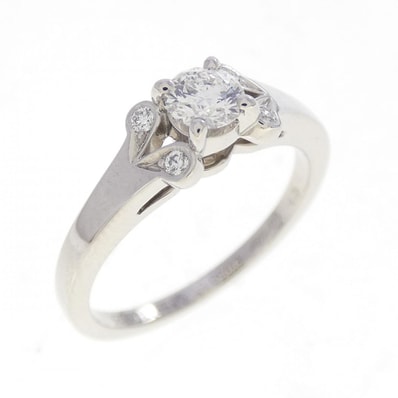 カルティエ バレリーナ リング 0.23CT F VVS2 3EXT