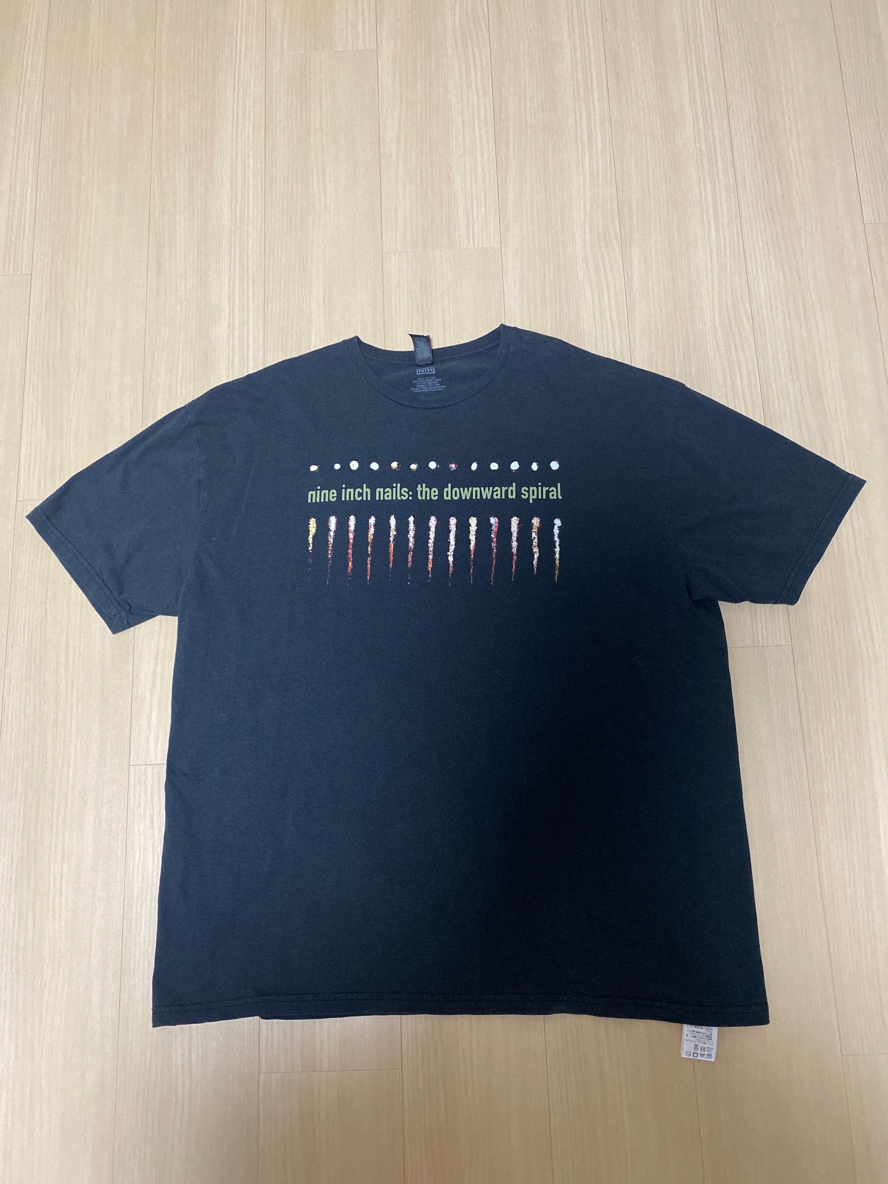THRIFTY LOOK TEE THRIFTY "NINE INCH NAILS THE DOWNWARD SPIRAL" TEE (HYPEDROP EXCLUSIVE) "BLACK"