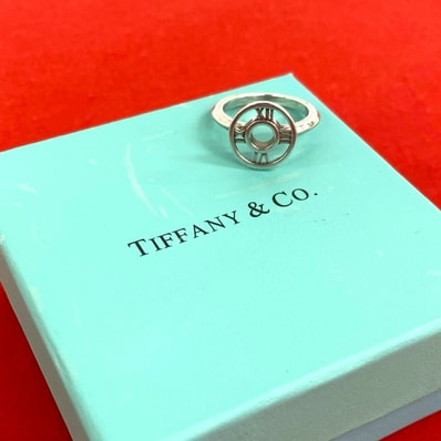 TIFFANY&Co. ティファニー アトラス メダリオン リング シルバー925 リング・指輪 14号 シルバー
27375