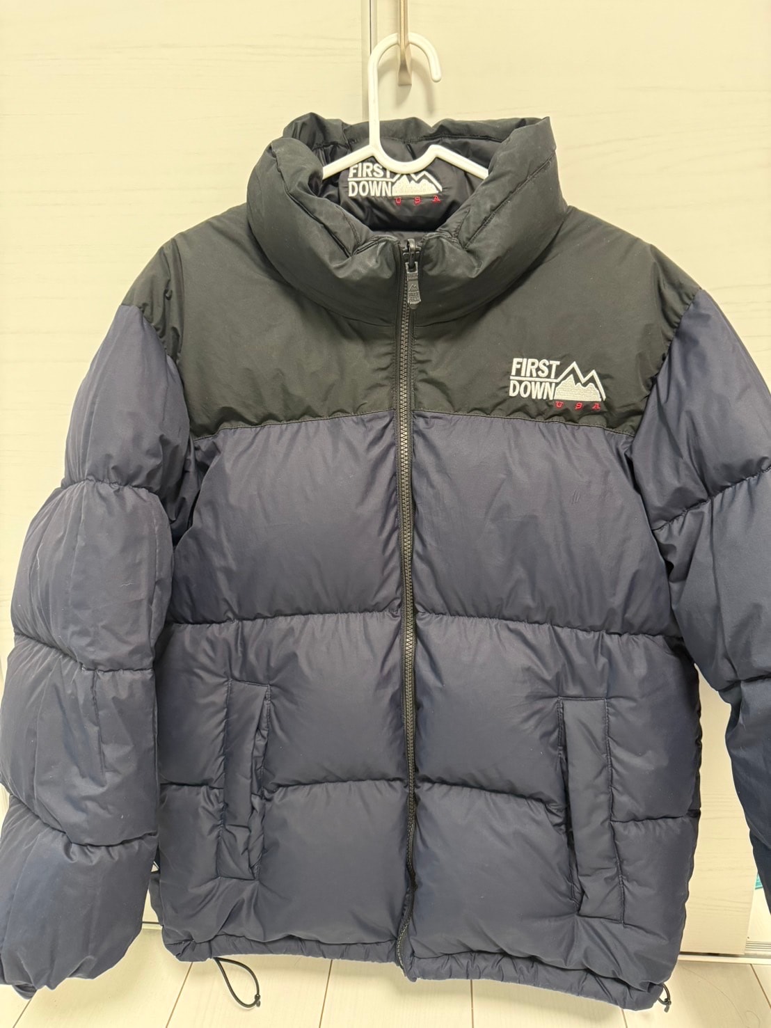 ファーストダウン ダウンジャケット