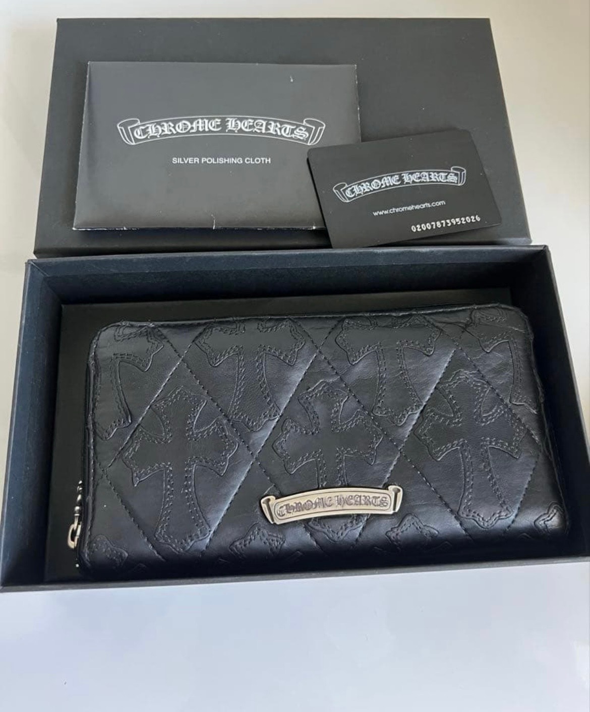 Chrome Hearts REC F ZIP Cemetery Cross Quilted Leather Wallet "Black"