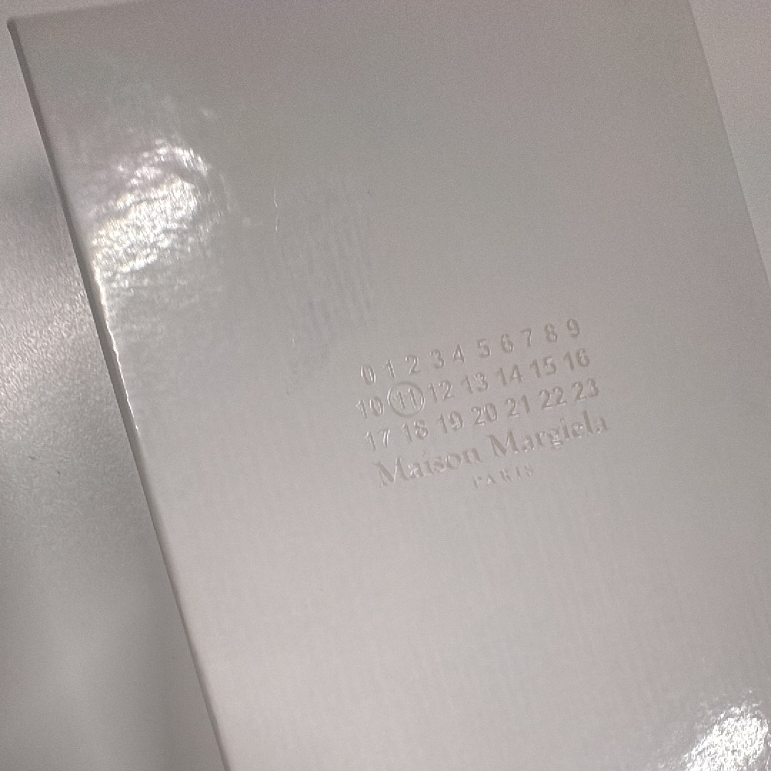 メゾンマルジェラ レザーエンベロープウォレット "ブラック" SA3UI0010P4455T8013