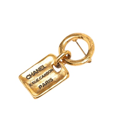 シャネル 31 RUE CAMBON PARIS プレート ブローチ ピンズ ゴールド メッキ レディース CHANEL 中古