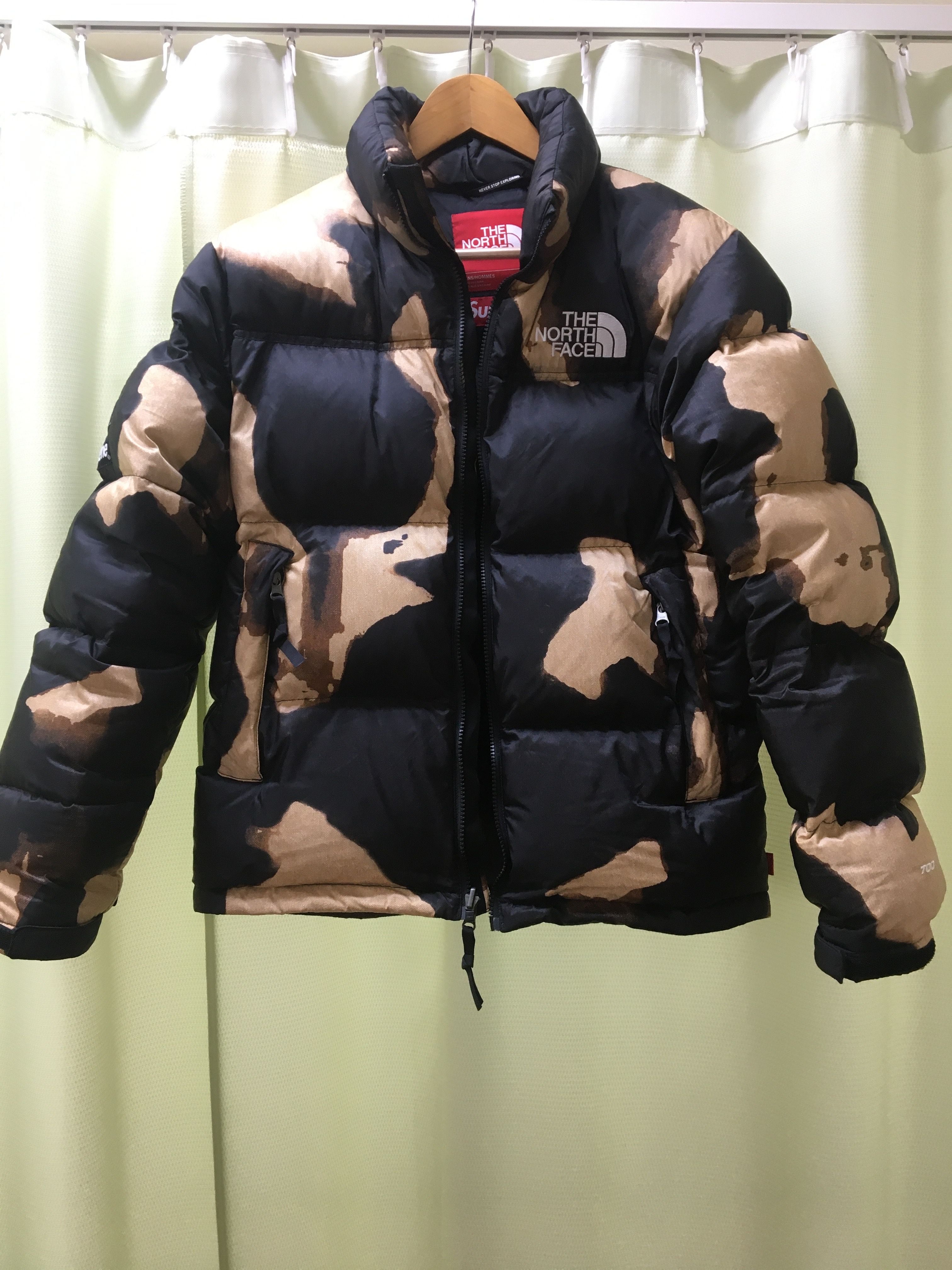 Supreme x The North Face Bleached Denim Print Nuptse Jacket "Black"