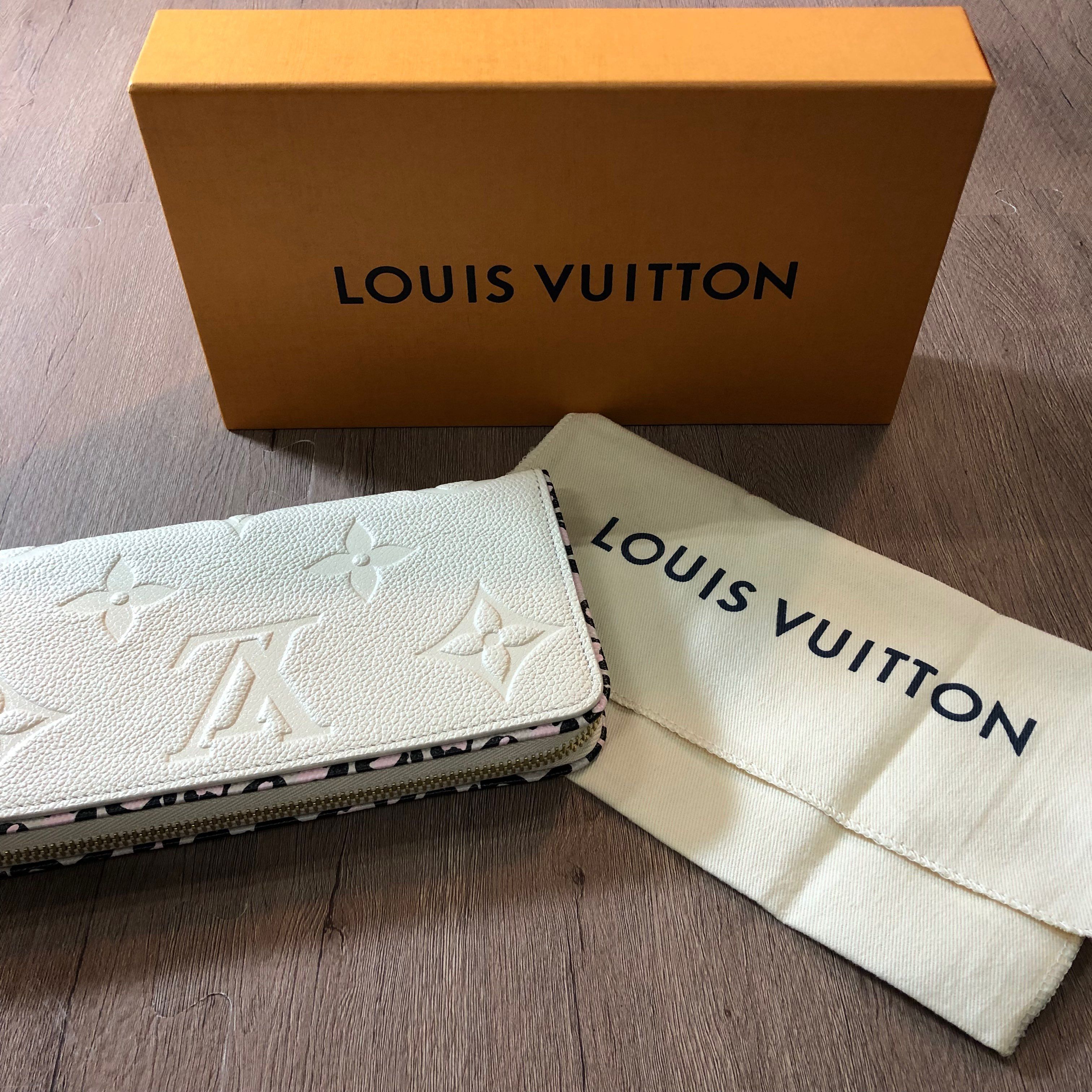Louis Vuitton Monogram Zippy Wallet