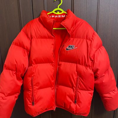 Supreme / Nike® Reversible Puffy Jacket "Red"