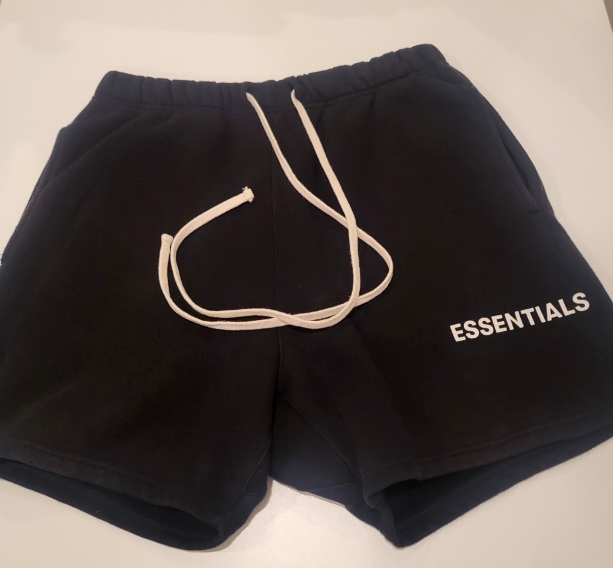 FEAR OF GOD ESSENTIALS Sweatshort 