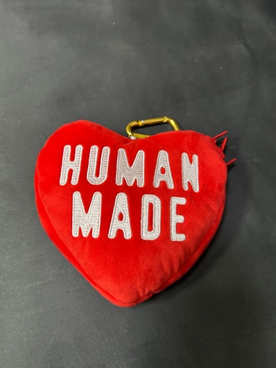HUMAN MADE Heart Pass Case "Red"