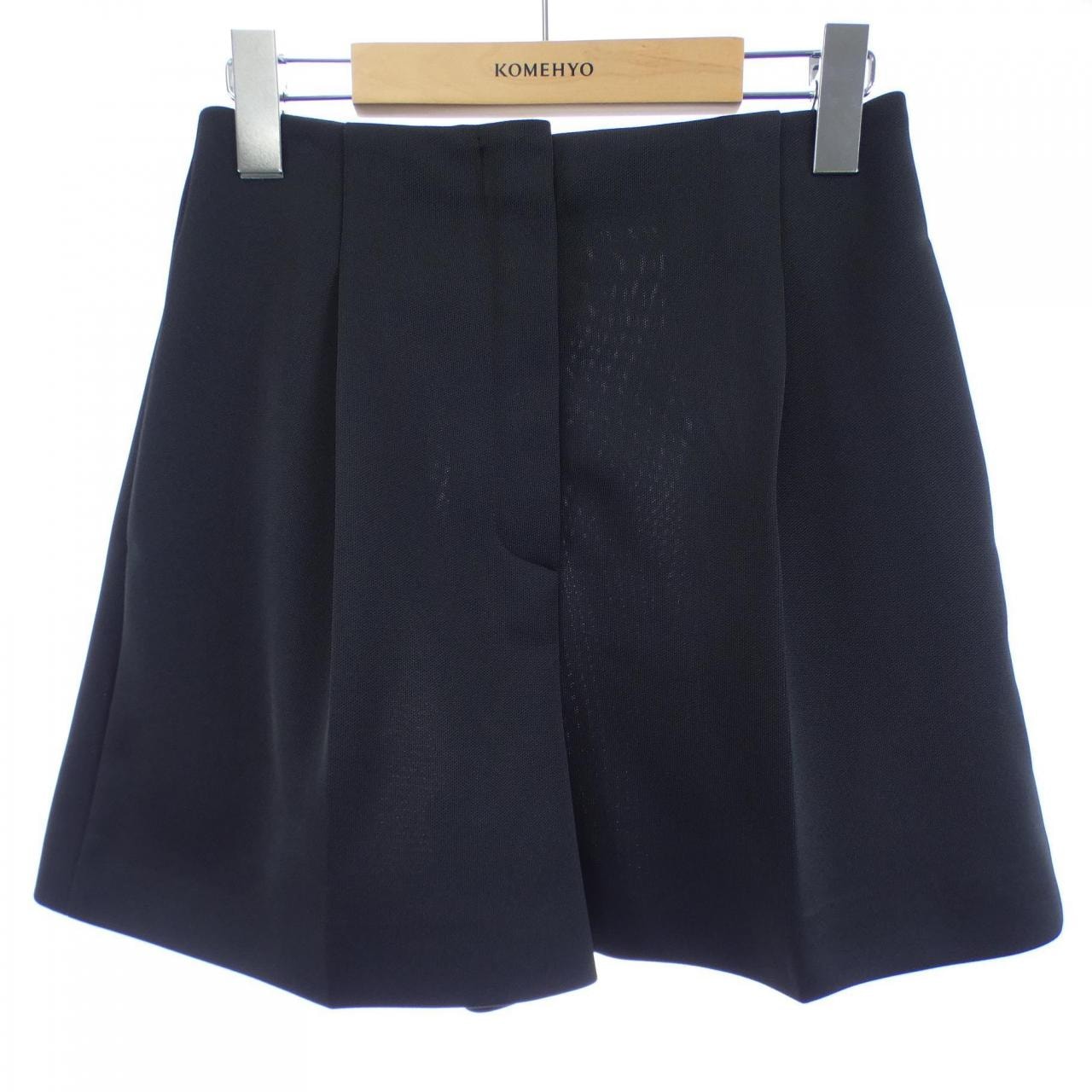 フェンディ FENDI FR6373AGTS ショートパンツ