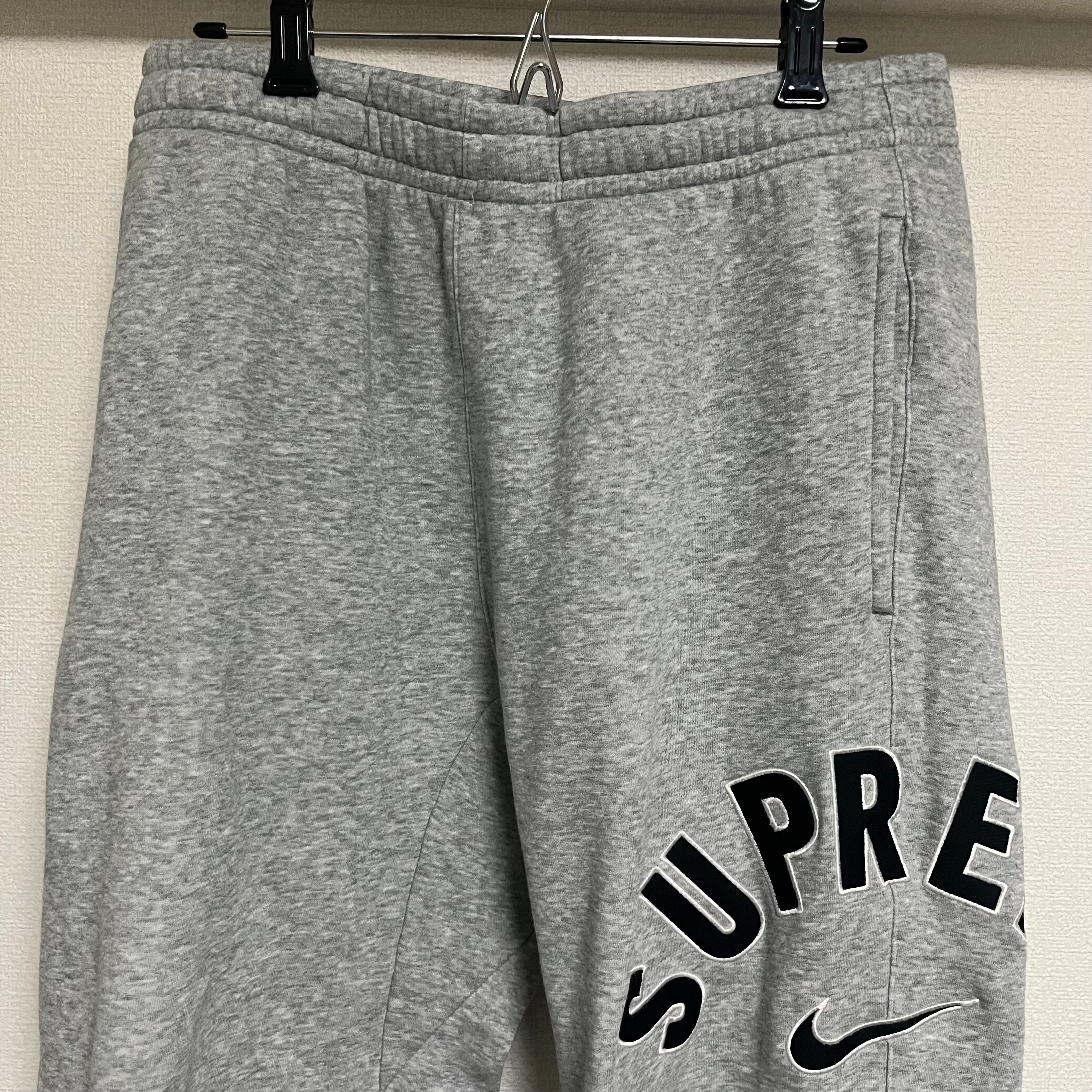 Supreme / Nike Arc Sweatpant "Heather Grey"