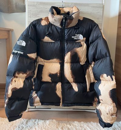 Supreme x The North Face Bleached Denim Print Nuptse Jacket "Black"
