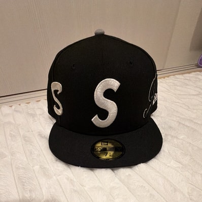 Supreme Multi S Logo New Era "Black"