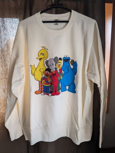 KAWS x Uniqlo x Sesame Street Group #2 Sweatshirt "Natural"