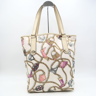GUCCI(グッチ)サテン トートバッグ ヴィンテージ チェーン ハート 総柄 アイボリー レザー レディース 肩掛けバッグ 153009 002058【中古】