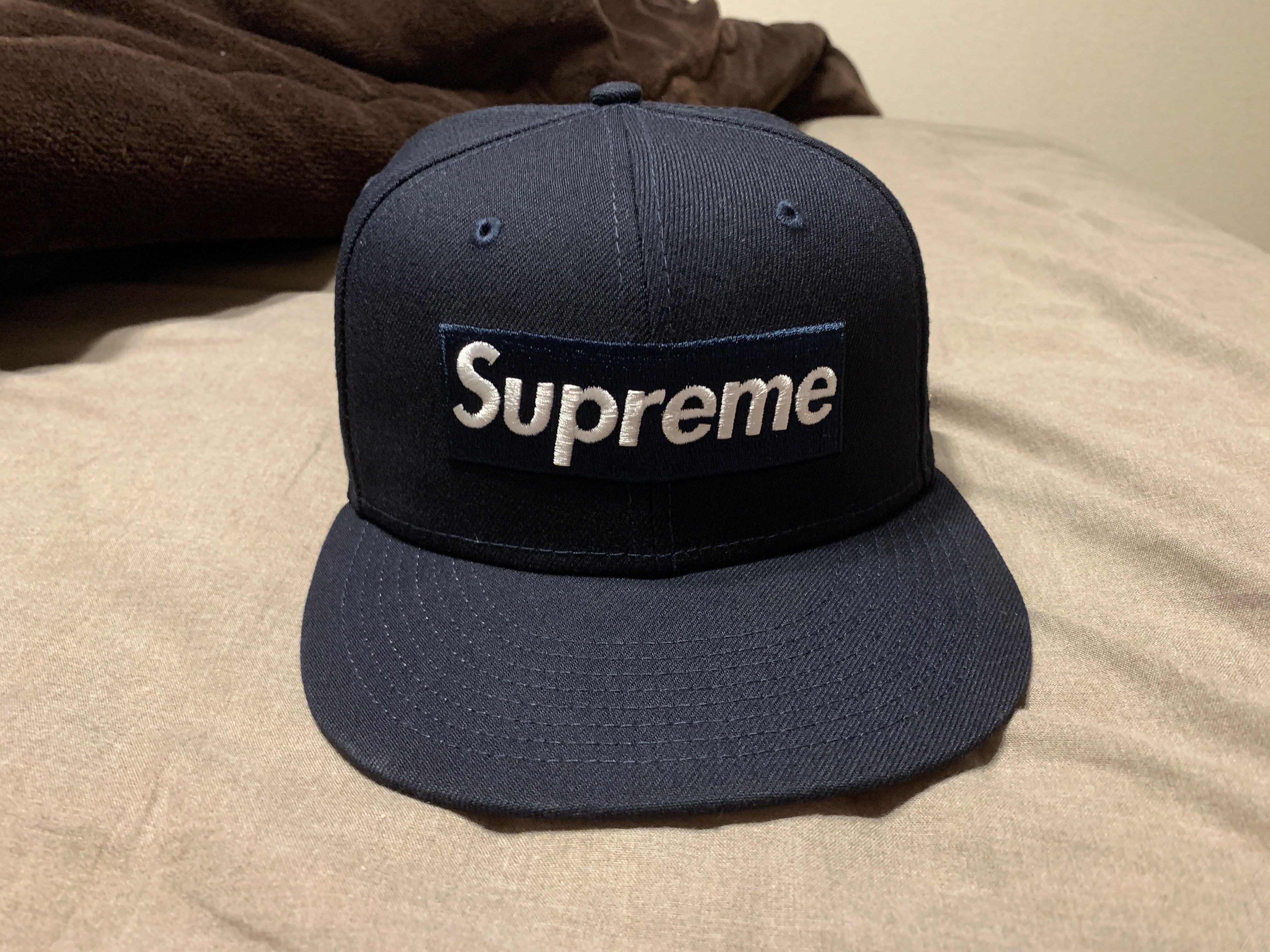 Supreme No Comp Box Logo New Era "Navy"