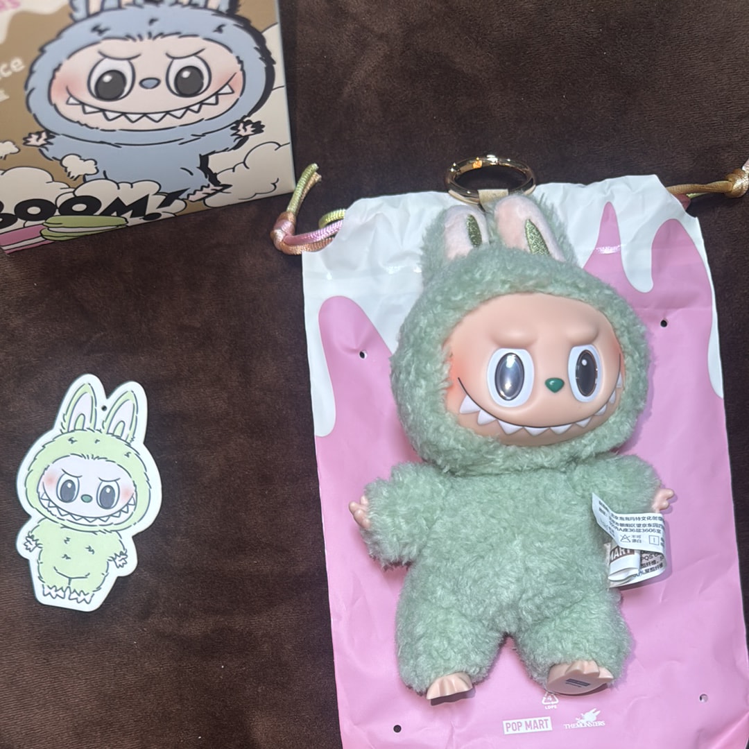 POP MART THE MONSTERS (LABUBU) Exciting Macaron Plush Series GREEN GRAPE