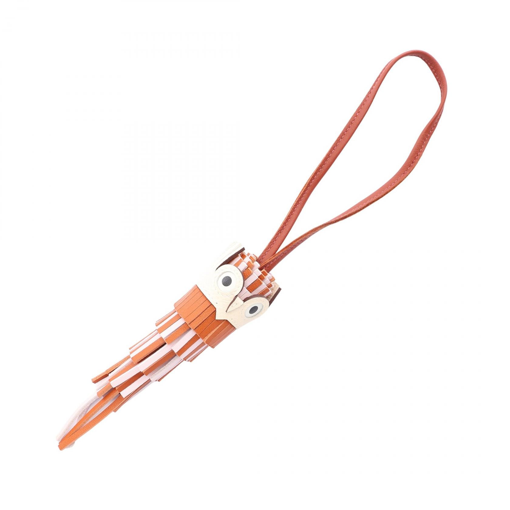 エルメス HERMES シュエット ゴールド モーヴペール ナタ チャーム アクセサリー アニューミロ / ヴォーエプソン ヴォーエプソン K刻印(2025年製造) レディース ブラウン系 / ピンク系 / アイボリー系 【中古】