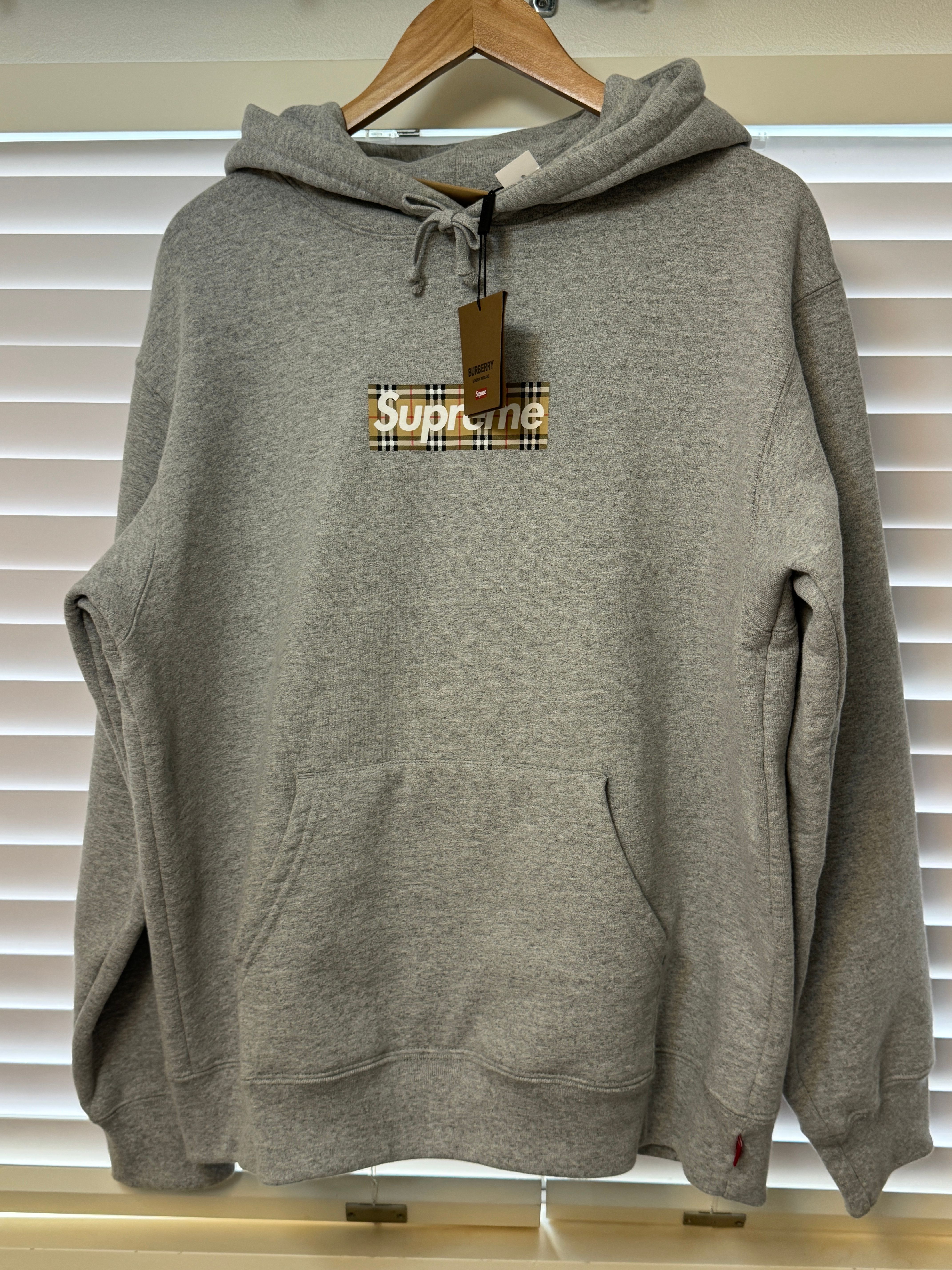 Supreme / Burberry Box Logo Hooded Sweatshirt "Heather Grey"
