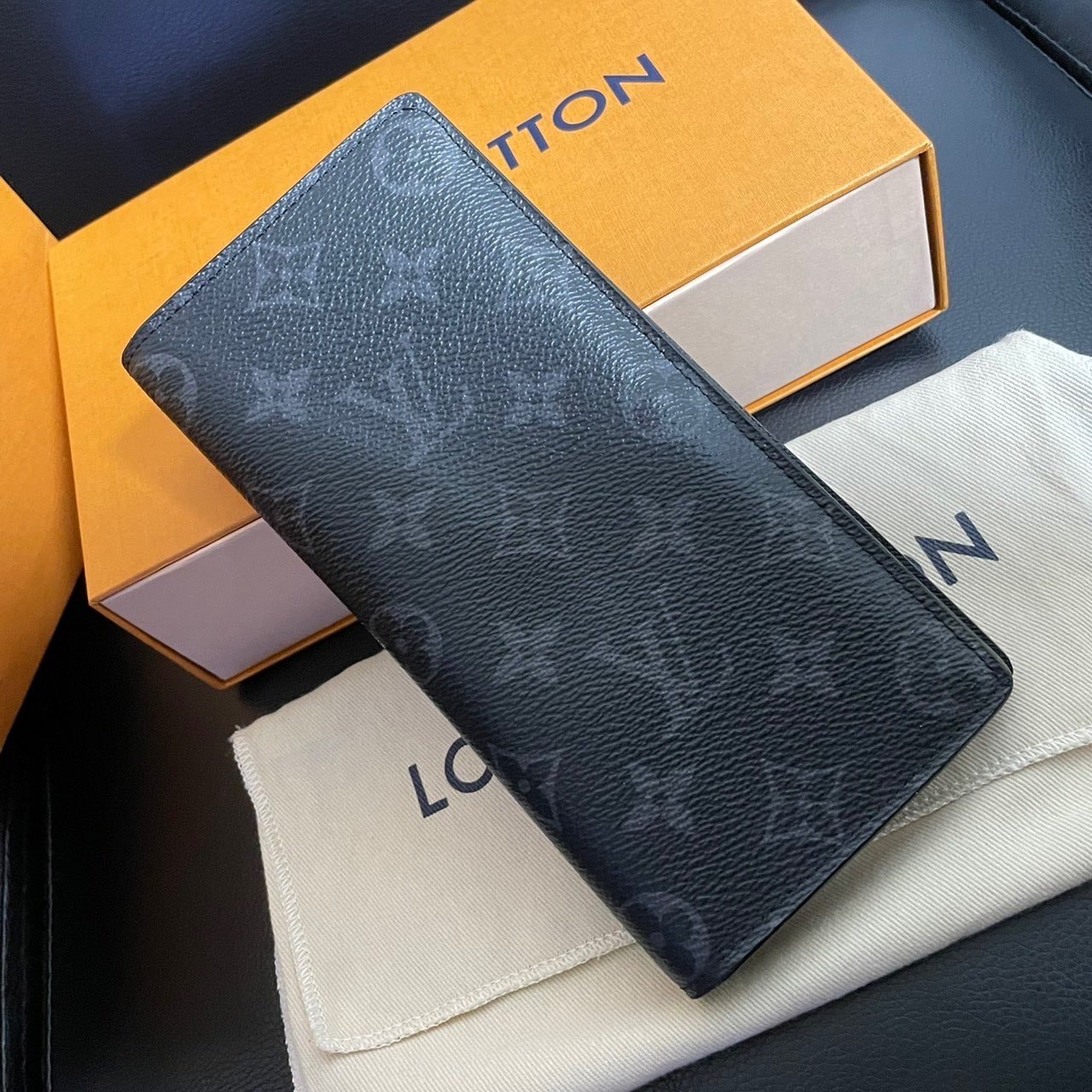 Louis Vuitton Brazza Wallet Monogram Eclipse