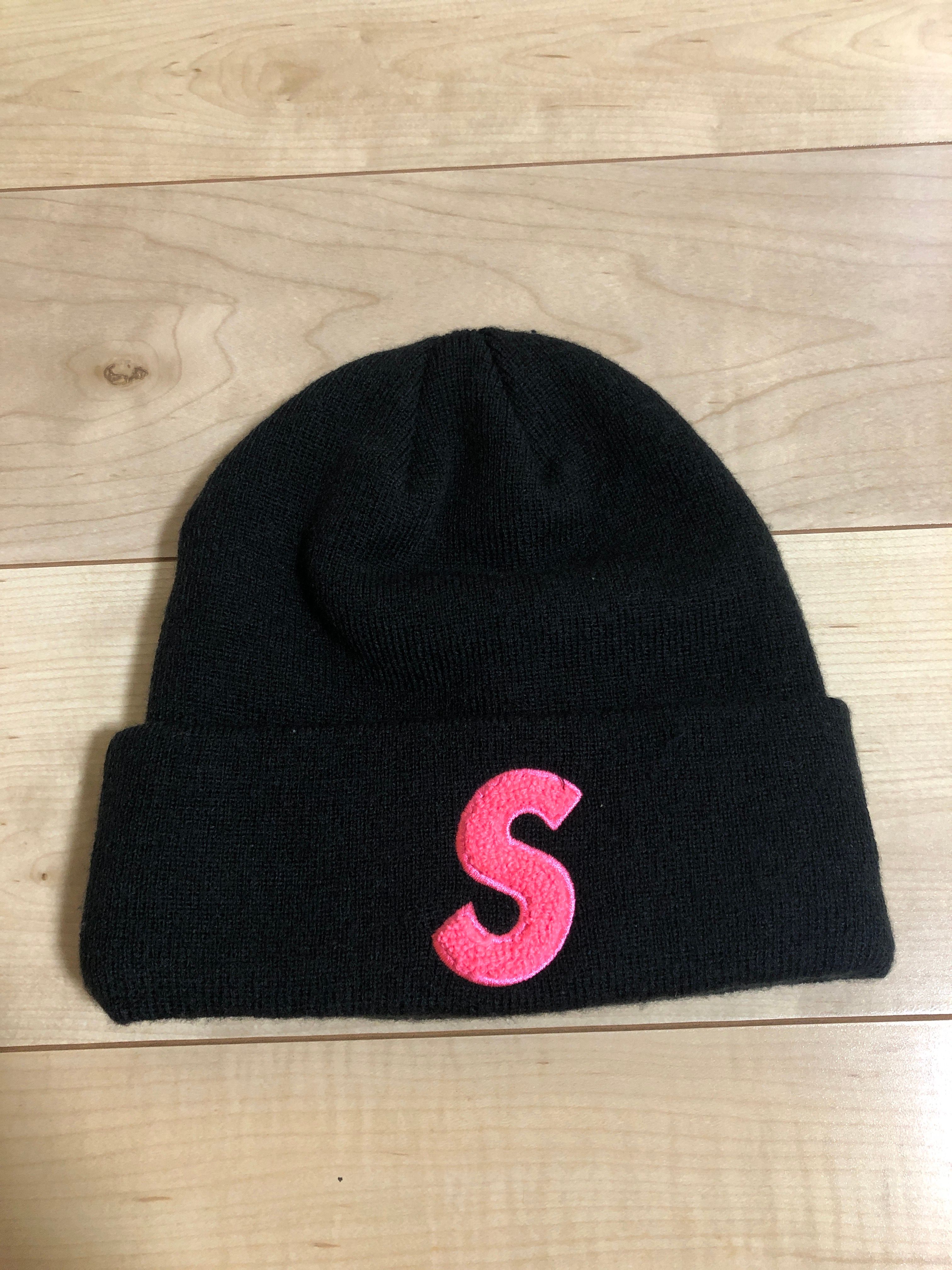 Supreme New Era® S Logo Beanie "Black" (19FW)