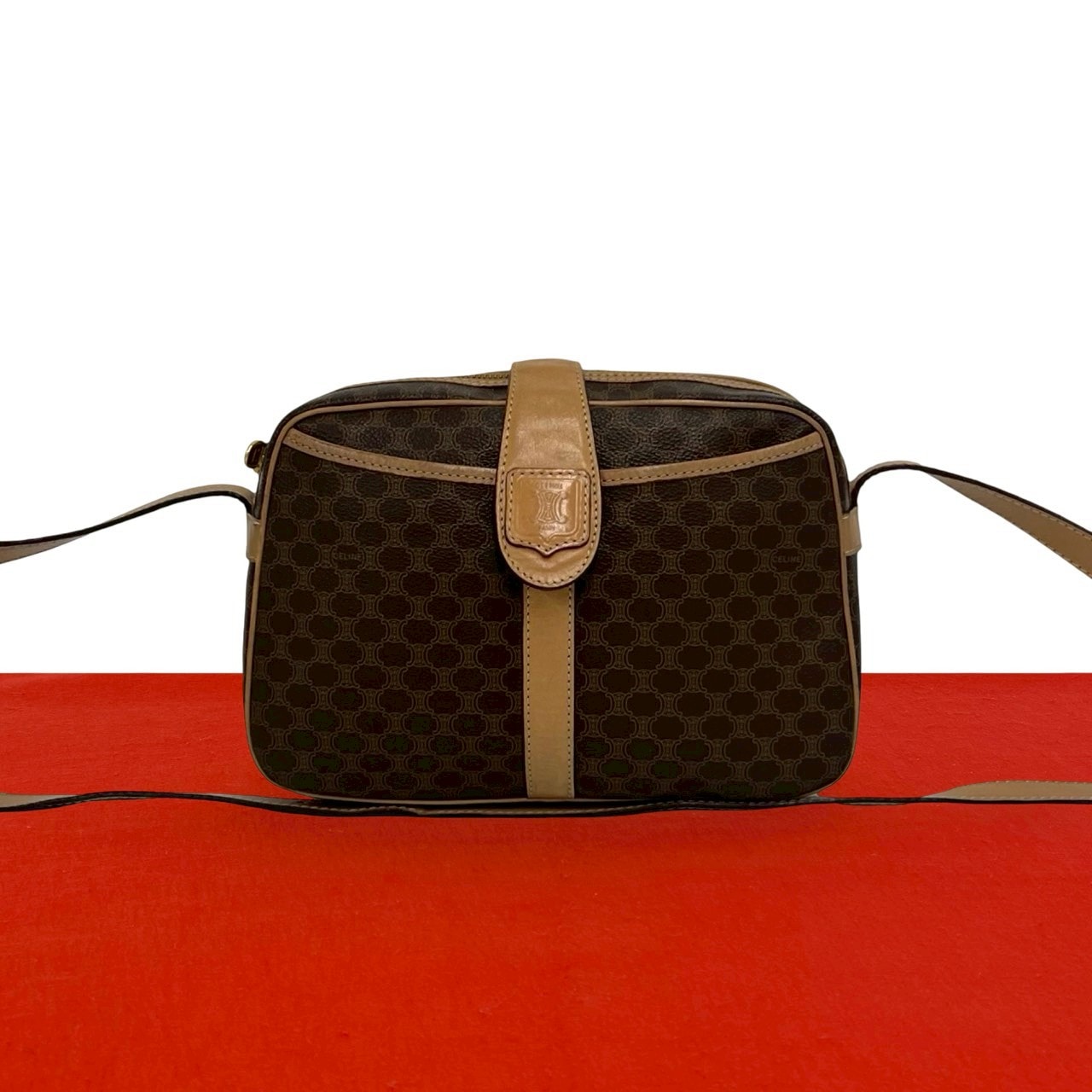 CELINE セリーヌ マカダム ブラゾン トリオンフ ロゴ レザー PVC ショルダーバッグ ブラウン
 31141