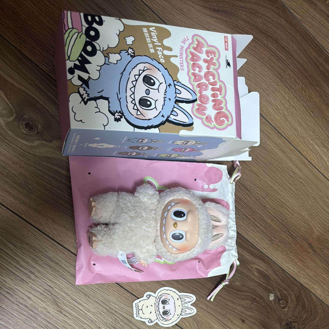 POP MART THE MONSTERS (LABUBU) Exciting Macaron Plush Series SOYMILK