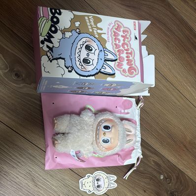 POP MART THE MONSTERS (LABUBU) Exciting Macaron Plush Series SOYMILK