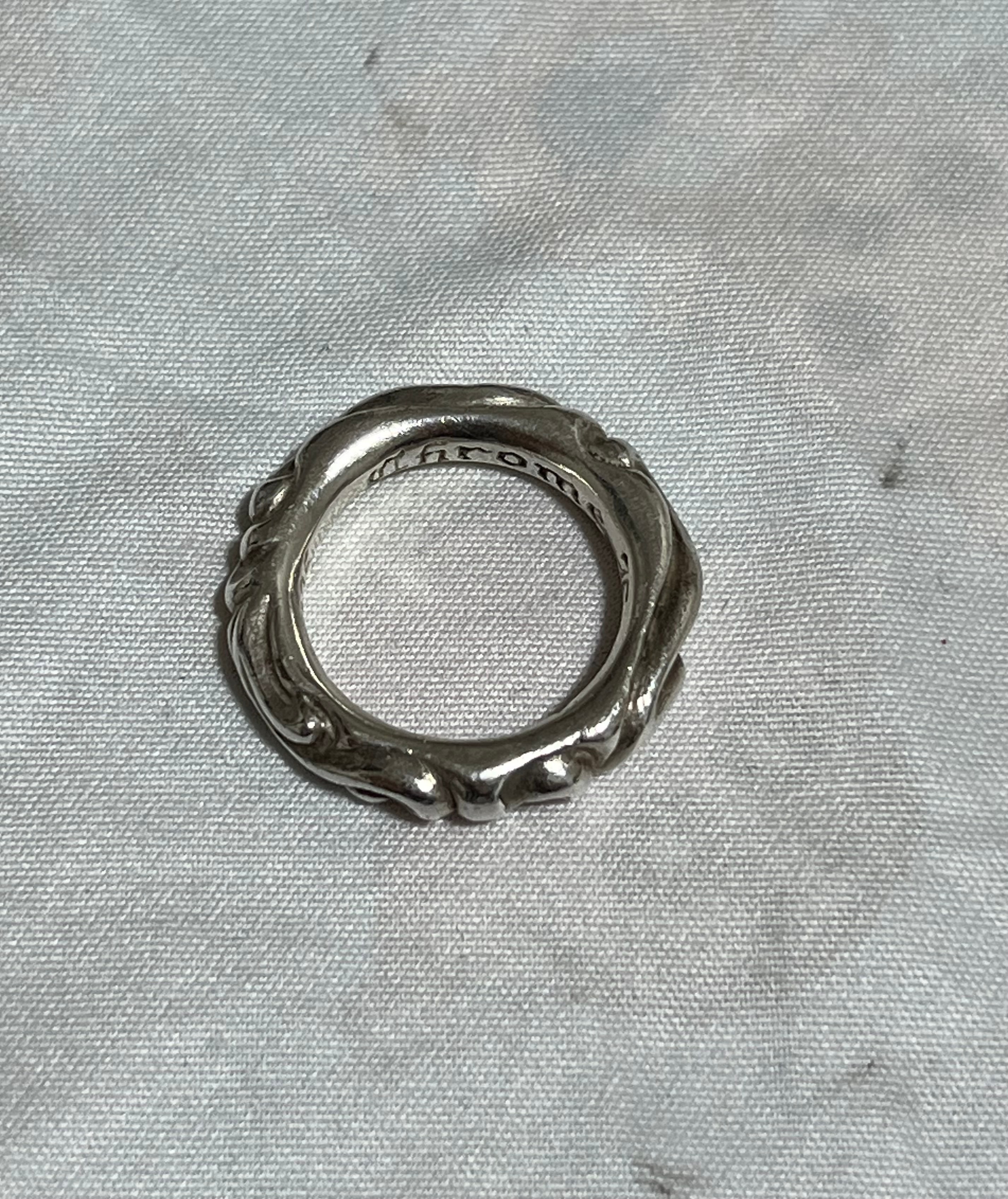 Chrome Hearts Scroll Band Ring "Silver"
