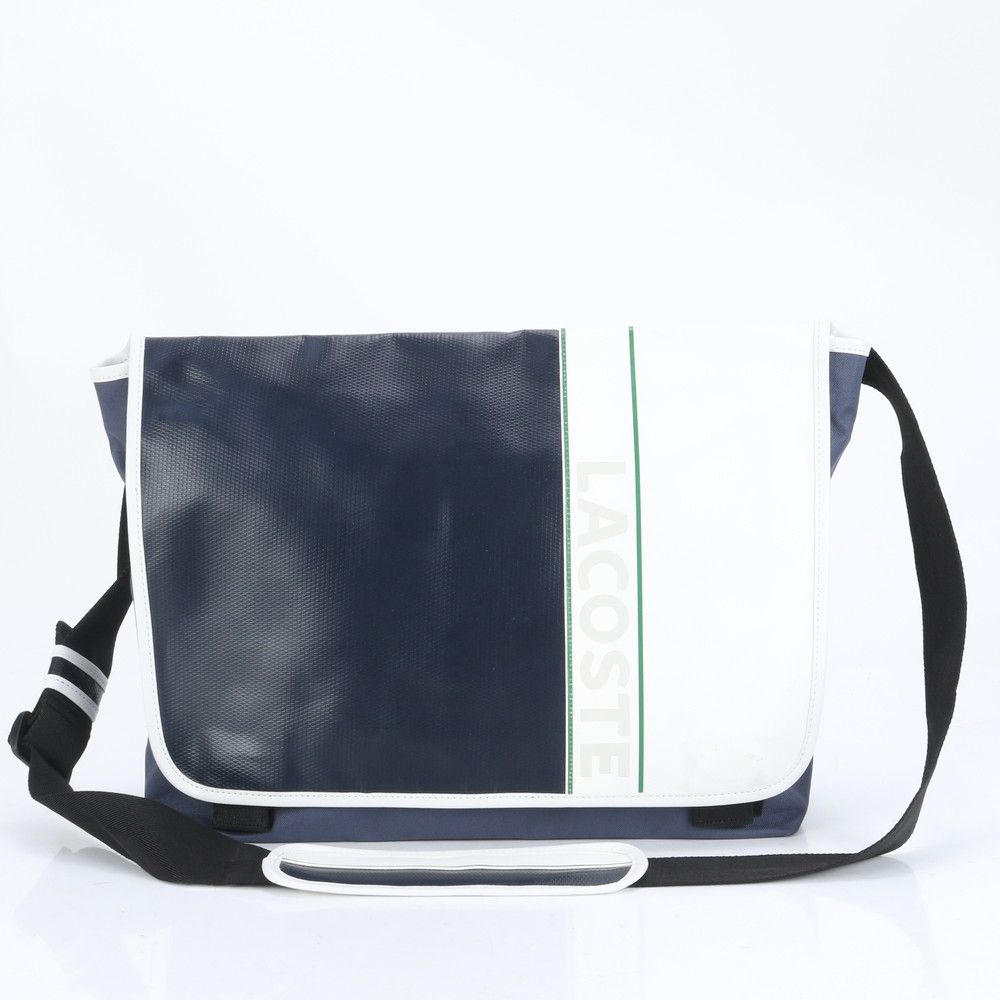 ■美品 ラコステ ショルダーバッグ