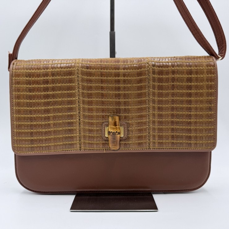 GUCCI(グッチ)バンブー ターンロック ショルダーバッグ ブラウン レザー 竹金具