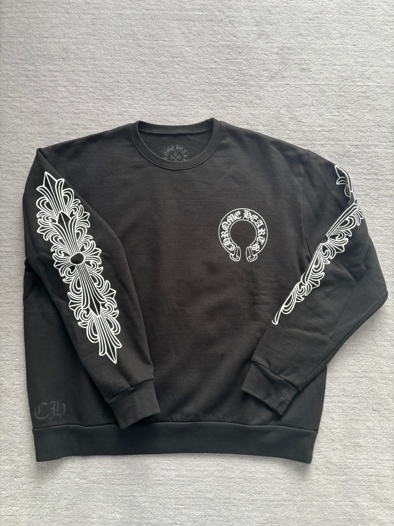 Chrome Hearts Floral Cross Horseshoe Back Print Sweatshirt "Black"